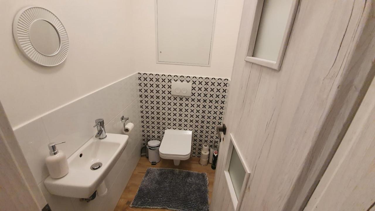 Cozy Studio With Netflix - Apartmanovy Dom Bernard Vysoké Tatry 外观 照片